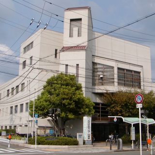 大阪市立西成図書館 