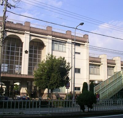 大阪市立塚本小学校